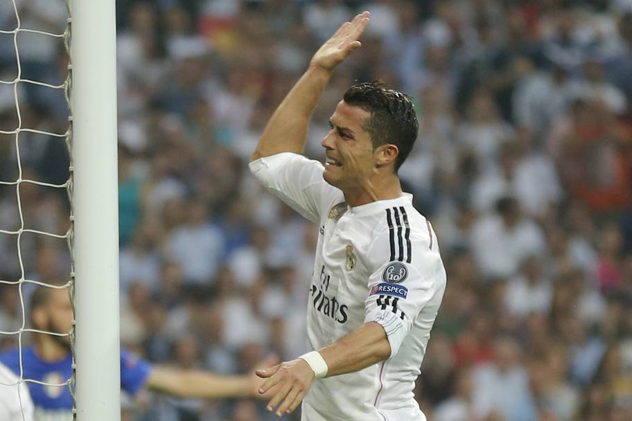 Sfuma un&#39;occasione: Ronaldo se la prende col palo. Ap